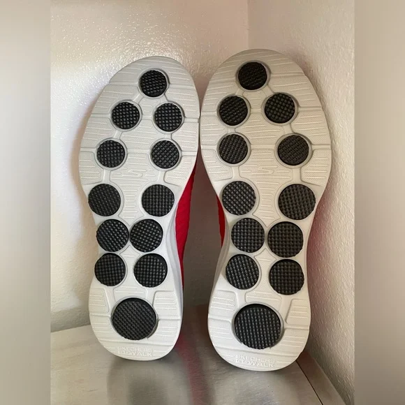 NWT-SKECHERS..MENS RED GO WALK HYPER PILLAR SNEAKERS - Picture 11 of 16